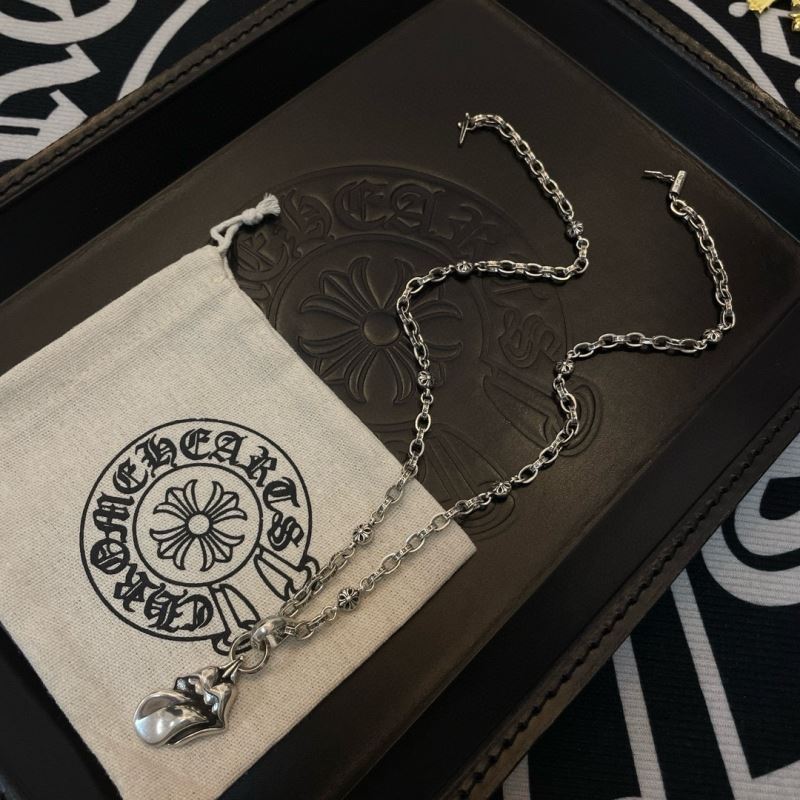 Ch*0me He**ts necklaces